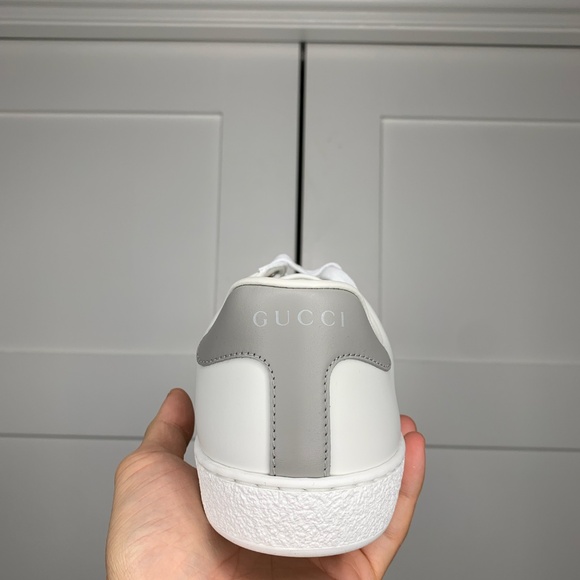 Gucci Ace Interlocking G Logo White Leather Sneakers - Picture 4 of 12